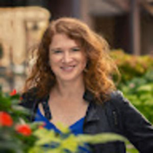 Meet your Posher, Amy lee